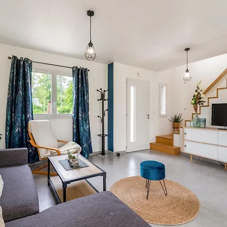 4 Bedroom Beautiful In *
